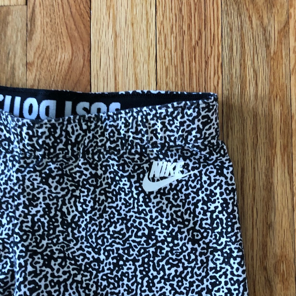 Nike workout leggings perfect condition